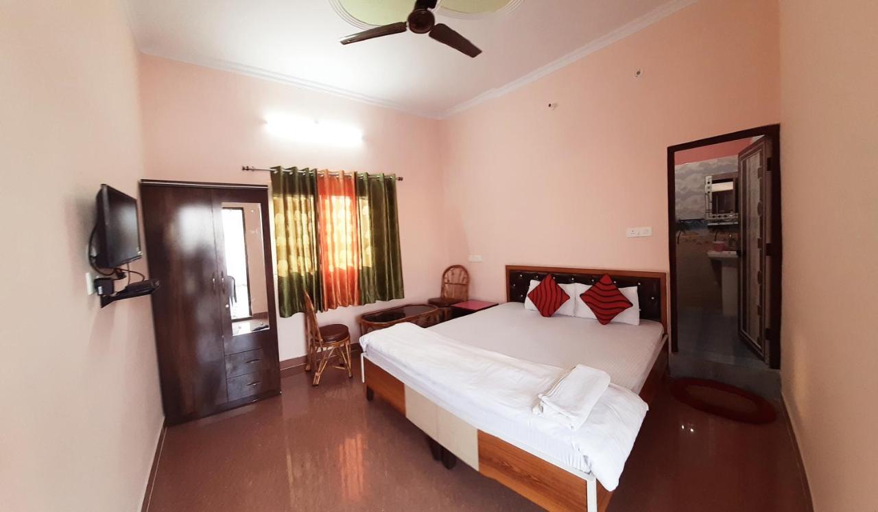 Nandini Homestay Dehradun Luaran gambar