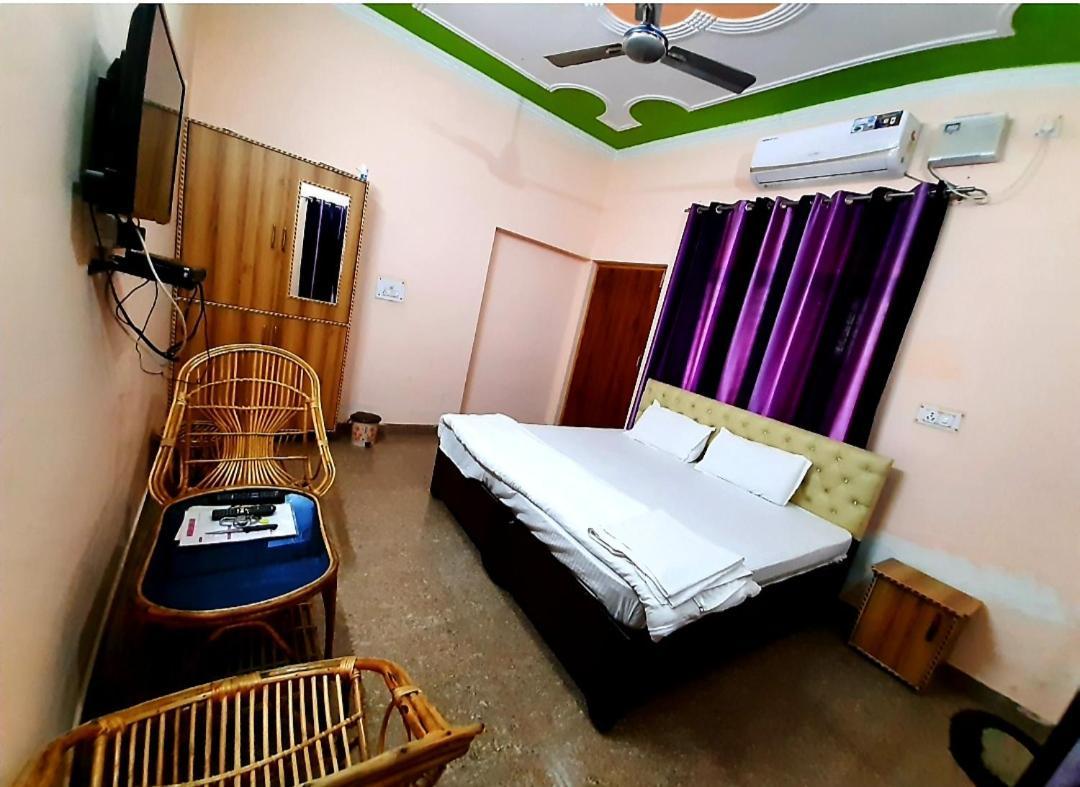 Nandini Homestay Dehradun Luaran gambar