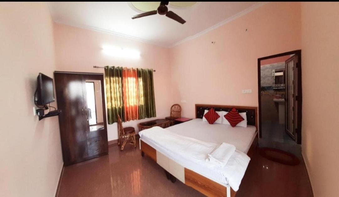 Nandini Homestay Dehradun Luaran gambar